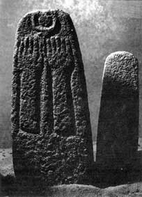 Manos de bendición en una estela cananita del siglo XIII a. C.